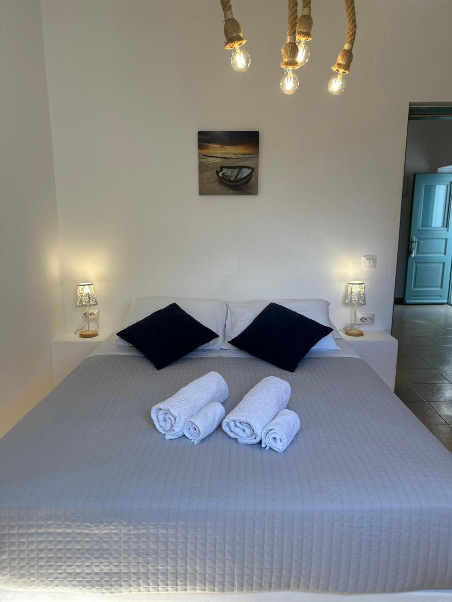 Villa Sertis Santorini Imerovigli  Exterior photo
